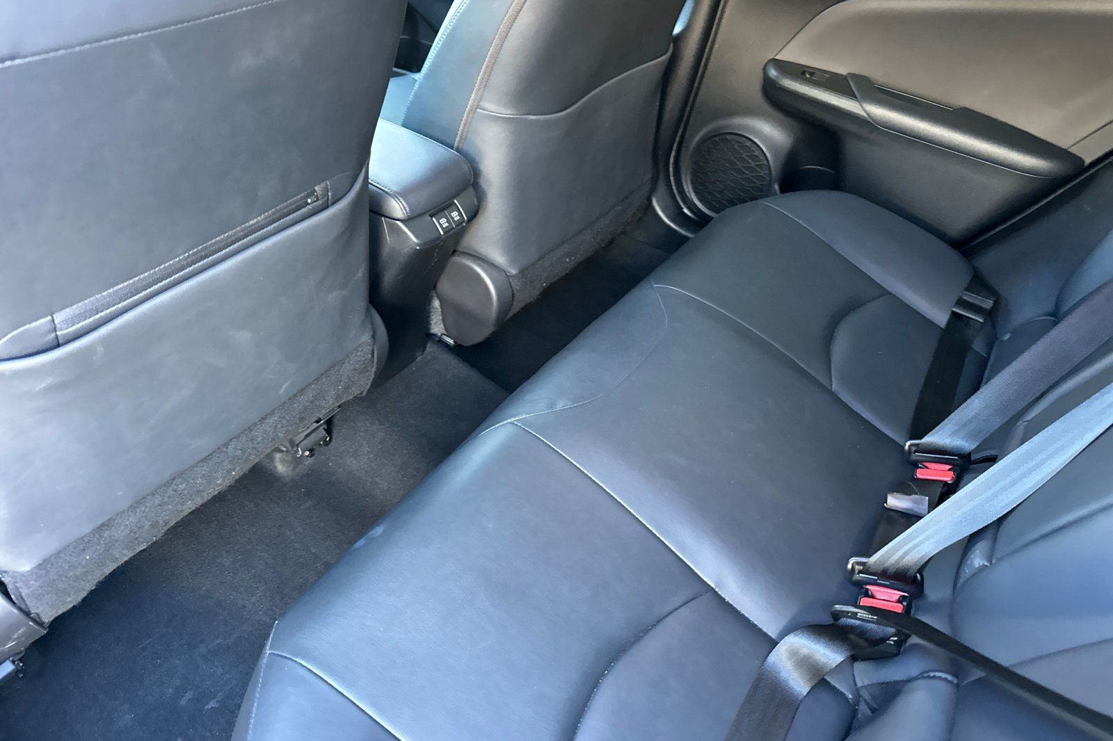 Used 2019 Toyota Prius XLE FWD image 14