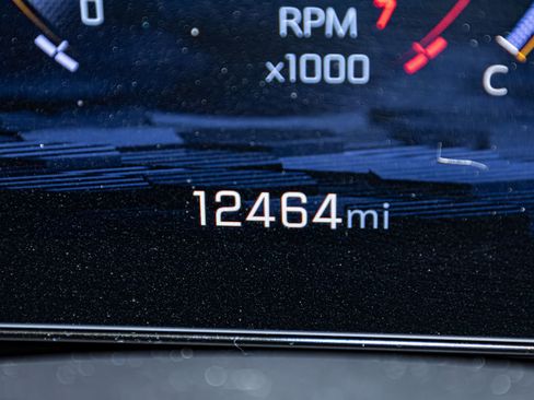 Used 2025 Chevrolet Suburban RST w/ Comfort Package image 18