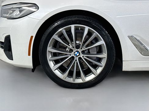 Used 2023 BMW 530i w/ Executive Package RWD image 38