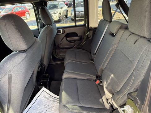 Used 2024 Jeep Wrangler Sport S image 12