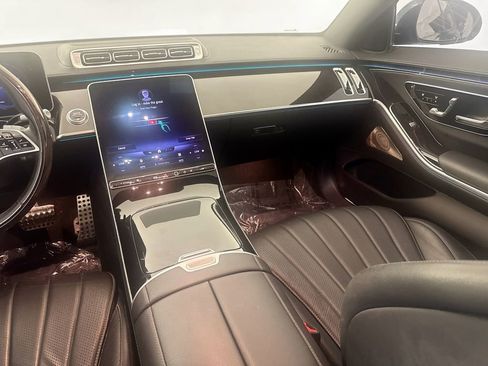 Used 2023 Mercedes-Benz S 500 S 500 image 22