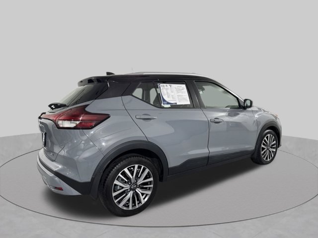 Used 2023 Nissan Kicks SV FWD image 13
