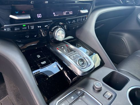 Used 2022 Acura MDX SH-AWD w/ Technology Package image 10