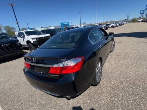 Used 2013 Honda Accord Sport image 2