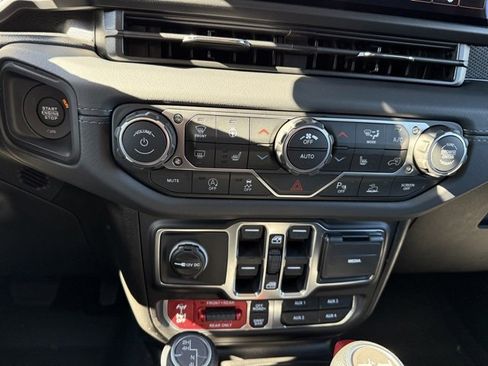 New 2026 Jeep Wrangler Unlimited Rubicon image 21