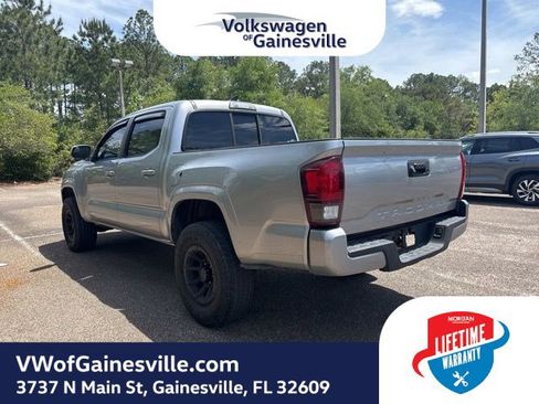 Used 2018 Toyota Tacoma SR w/ SR Convenience Package image 3