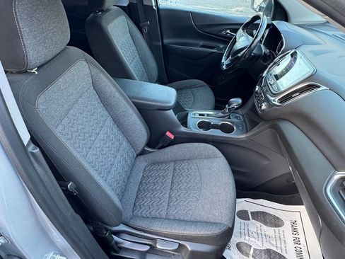 Used 2022 Chevrolet Equinox LT image 19