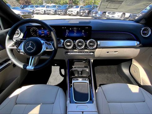 Certified 2026 Mercedes-Benz GLB 250 4MATIC image 5