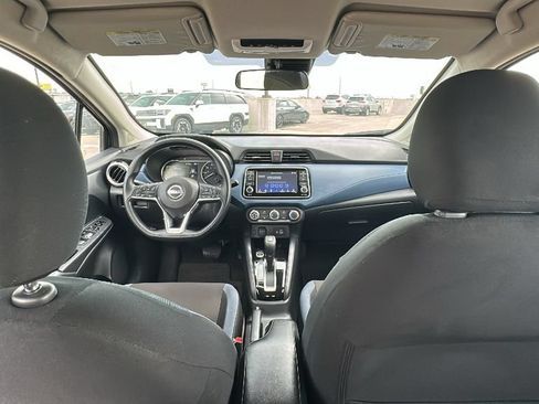Used 2025 Nissan Versa SV FWD image 28