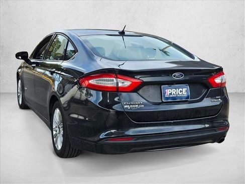 Used 2015 Ford Fusion SE image 7