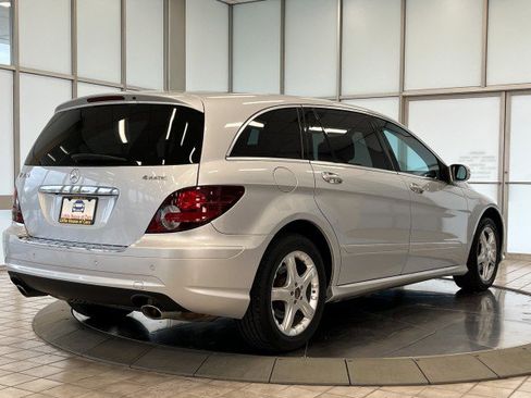 Used 2008 Mercedes-Benz R 350 4MATIC image 7