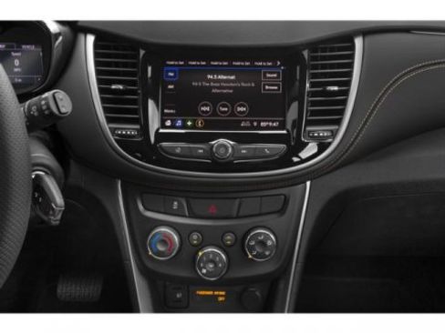 Used 2020 Chevrolet Trax LS FWD image 13