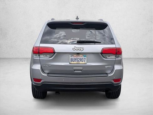 Used 2020 Jeep Grand Cherokee Laredo w/ Quick Order Package 2BN North AWD/4WD image 8