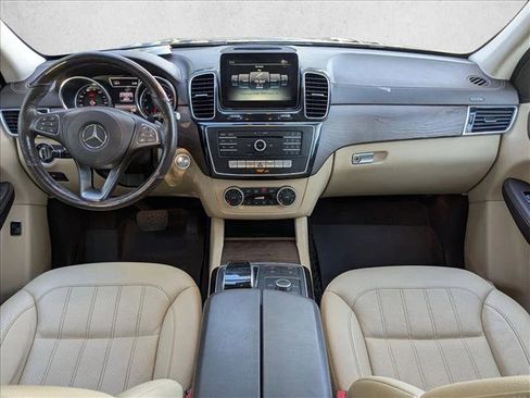 Used 2017 Mercedes-Benz GLS 450 4MATIC image 16