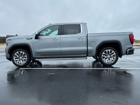 Used 2024 GMC Sierra 1500 Denali w/ Denali Reserve Package image 7