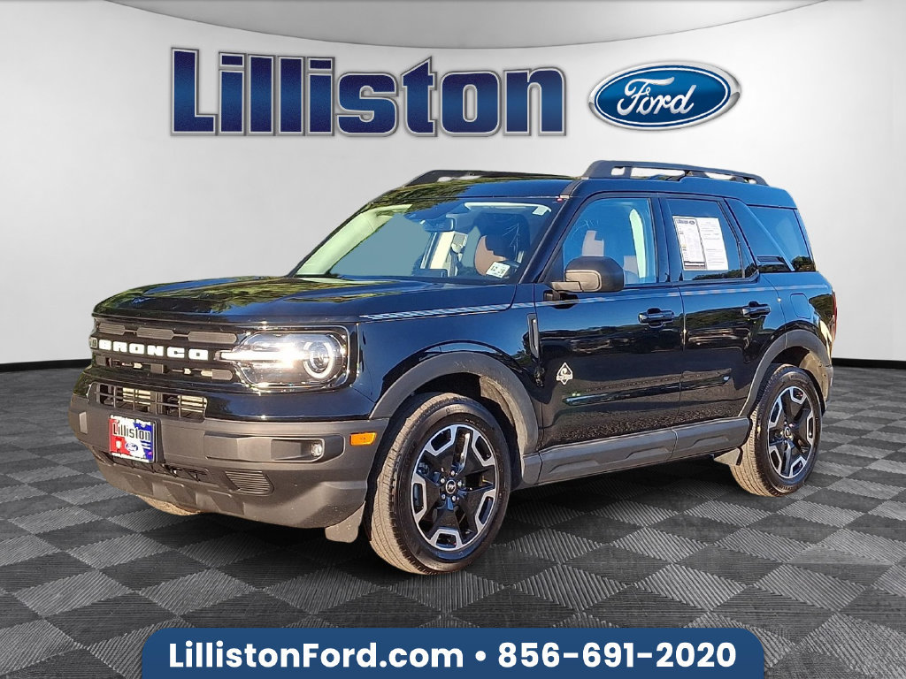 Certified 2023 Ford Bronco Sport Outer Banks w/ Tech Package AWD/4WD image 1