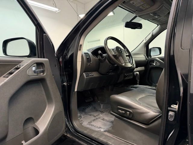 Used 2019 Nissan Frontier PRO-4X AWD/4WD image 9
