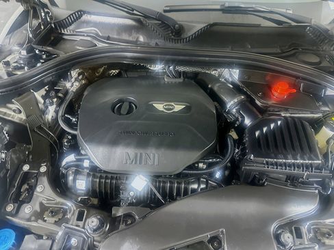 Used 2016 MINI Cooper Clubman S image 33