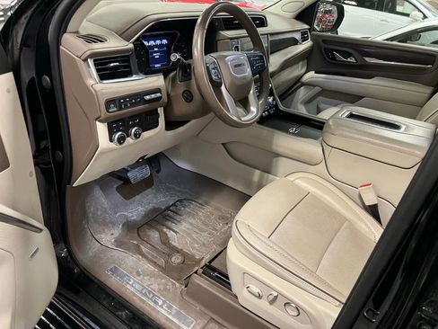 Used 2021 GMC Yukon XL Denali w/ Denali Ultimate Package image 5