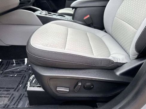 Certified 2024 Ford Escape Active FWD image 19