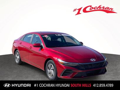 Used 2025 Hyundai Elantra SE