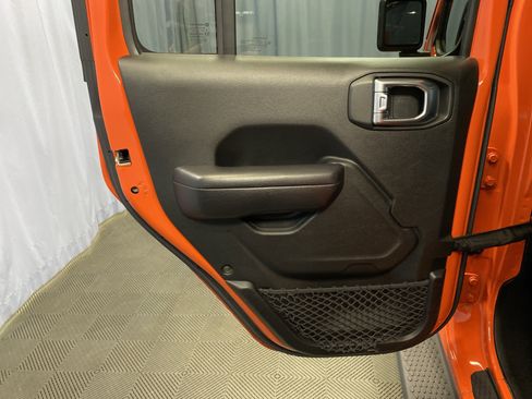 Certified 2018 Jeep Wrangler Unlimited Sport S image 23