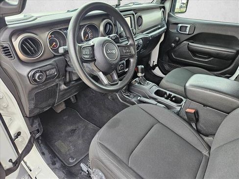 Used 2021 Jeep Wrangler Sport image 9