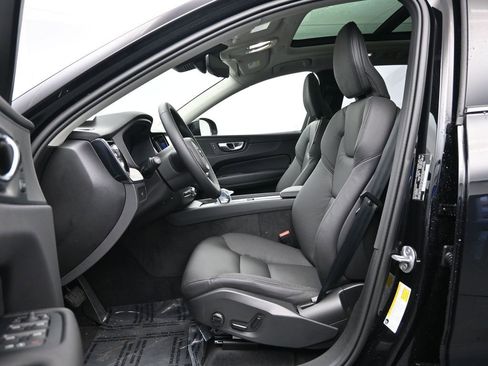 New 2025 Volvo XC60 B5 Plus w/ Protection Package Premier AWD/4WD image 23