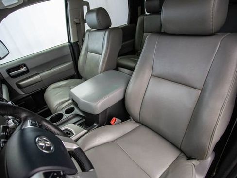Used 2014 Toyota Sequoia Limited image 19