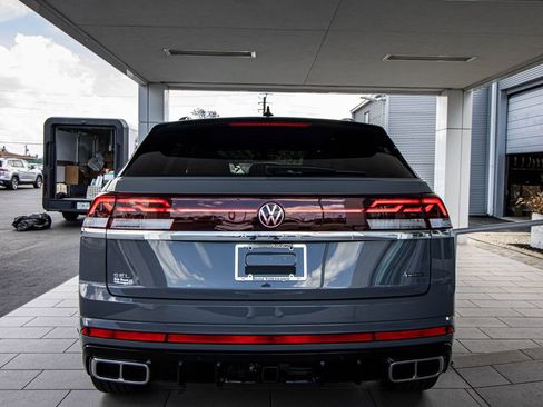 New 2026 Volkswagen Atlas Cross Sport SEL Premium R-Line AWD/4WD image 19