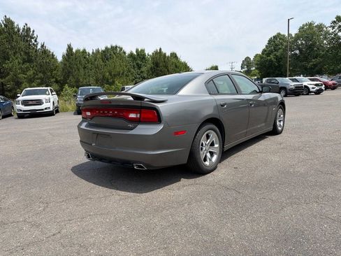 Used 2012 Dodge Charger R/T RWD image 7