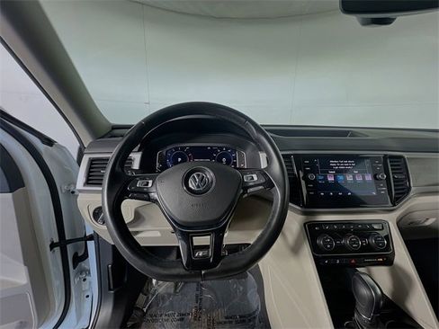 Used 2019 Volkswagen Atlas SEL R-Line image 13