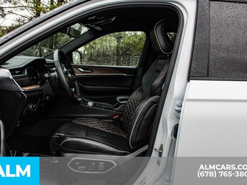 Used 2024 Jeep Grand Cherokee L Summit w/ Advanced Protech Group IV image 16