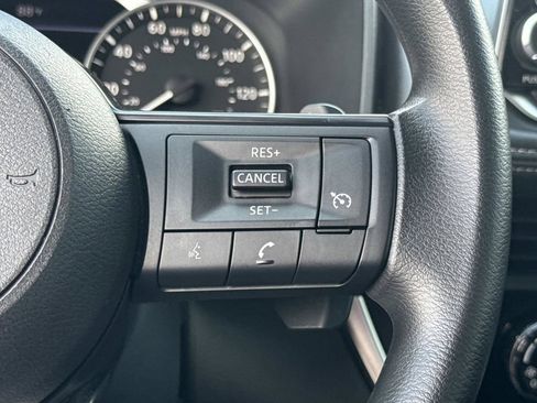 Used 2023 Nissan Rogue S AWD/4WD image 27