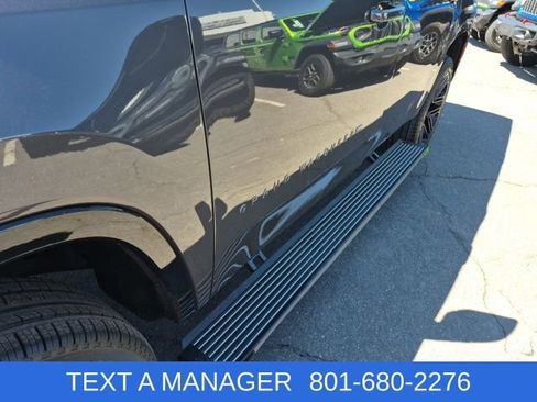 New 2026 Jeep Grand Wagoneer Limited AWD/4WD image 13