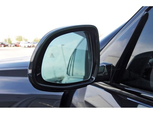 Used 2023 BMW X5 xDrive40i w/ M Sport Package image 10