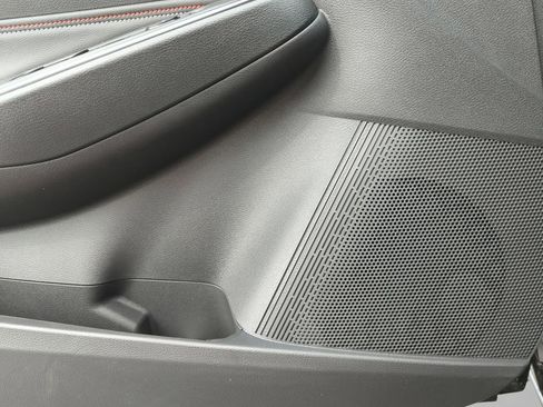 New 2026 Nissan Sentra SR w/ Floor Mat Package FWD image 36