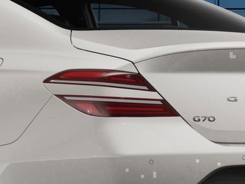 New 2026 Genesis G70 2.5T Prestige image 10
