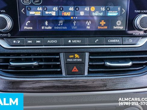 Used 2025 Nissan Altima 2.5 SV image 40