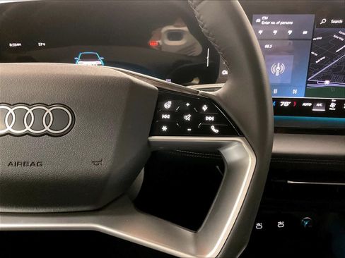 Certified 2025 Audi Q6 e-tron Premium Plus w/ Premium Plus AWD/4WD image 19