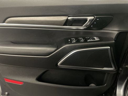 Used 2023 Kia Telluride SX X-Line image 17