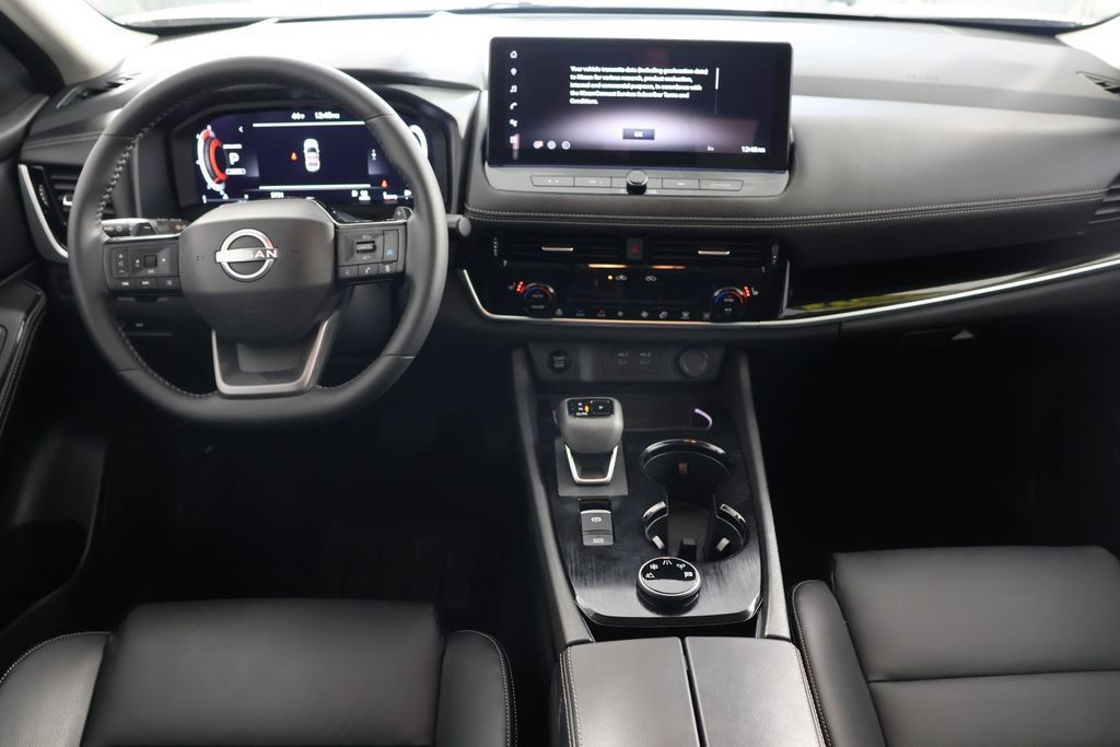Used 2025 Nissan Rogue SL w/ SL Premium Package AWD/4WD image 2