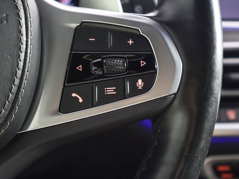 Used 2022 BMW X7 xDrive40i w/ M Sport Package image 50