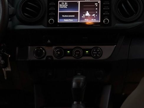 Used 2020 Toyota Tacoma SR image 18
