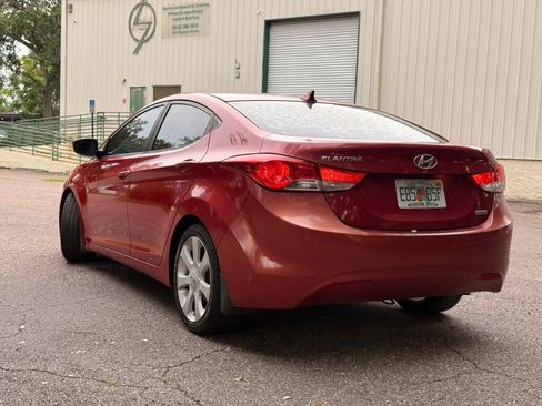 Used 2013 Hyundai Elantra Limited w/ Technology Pkg FWD image 6
