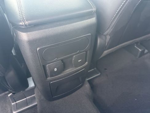 Used 2023 Ford Explorer XLT w/ Equipment Group 202A image 19