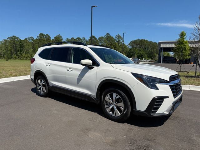 Used 2025 Subaru Ascent Premium AWD/4WD image 9