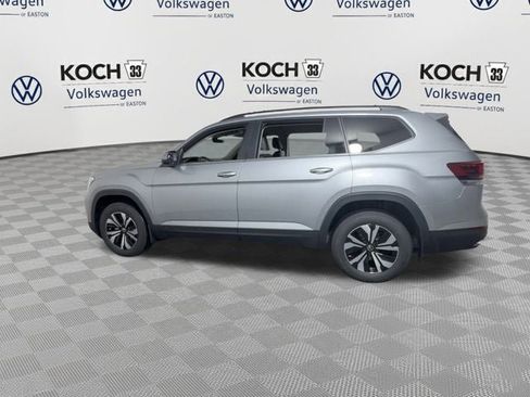 New 2026 Volkswagen Atlas SE image 7