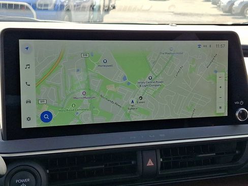 Used 2024 Toyota Prius Prime image 19