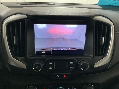 Used 2024 GMC Terrain SLT image 39